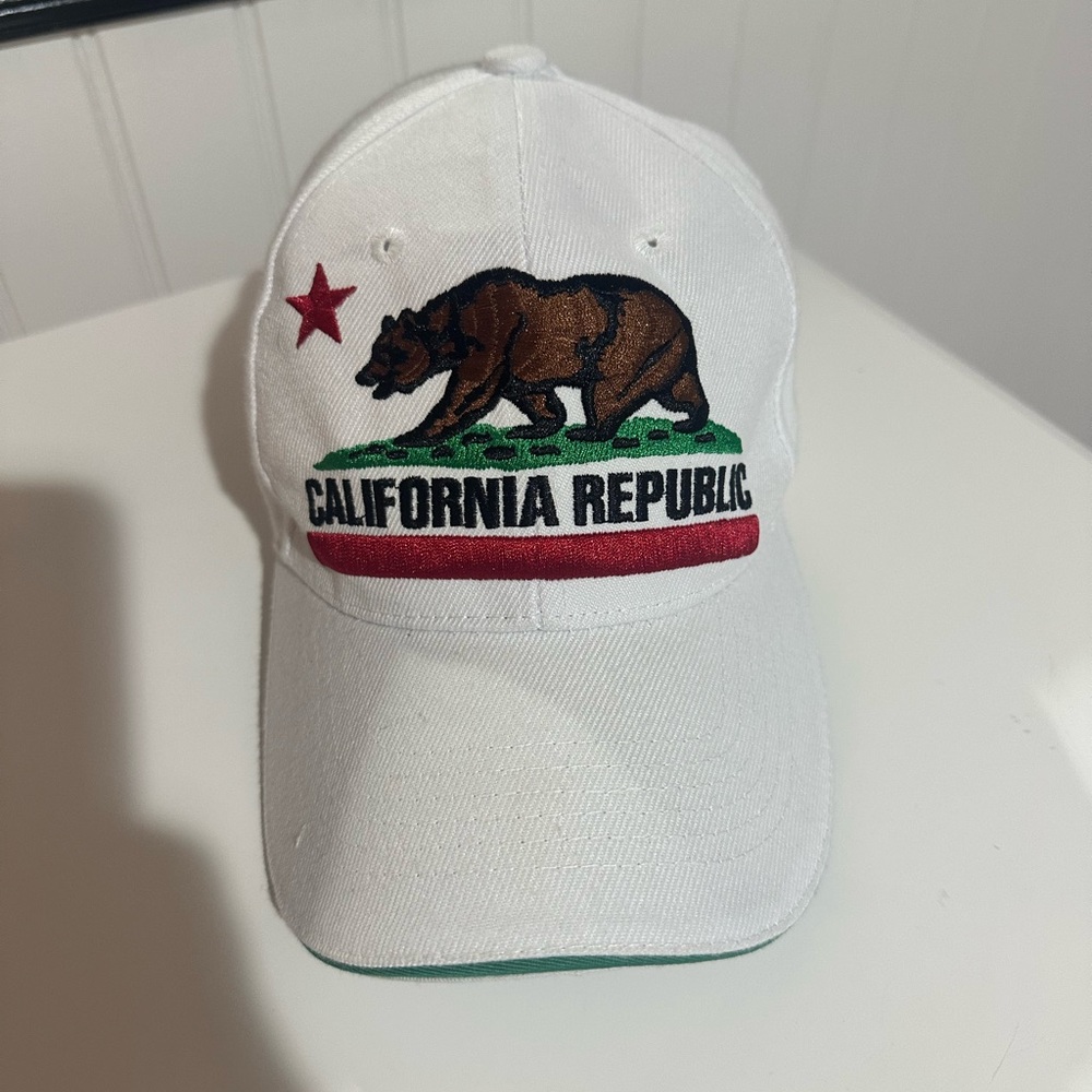 California Republic White Cap